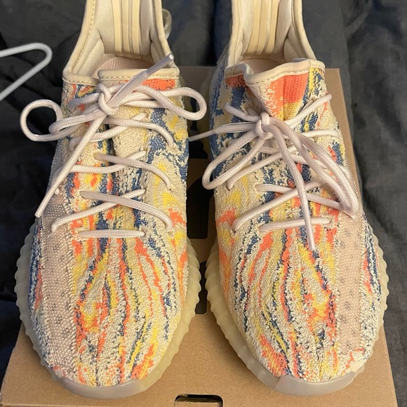 Yeezy 350 V2 Mx Oat - Picture 1 of 2